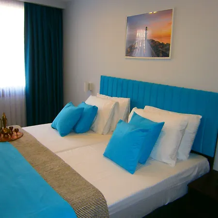 Nos Hotel *